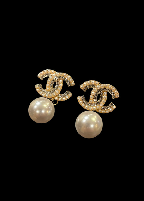 Julia Capri 18K Gold Plated Drop Stud Pearl Rhinestone Letters Earrings Luxury Designer